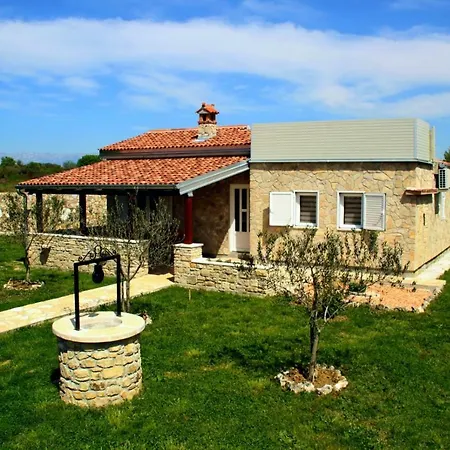 Nyaraló Marino *